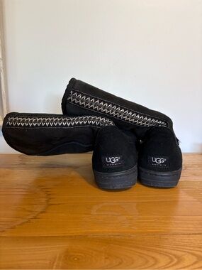 UGG Black Suede Short Boots with White Contrast Stitching
